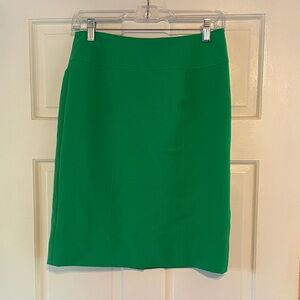 Worthington Kelly green pencil skirt